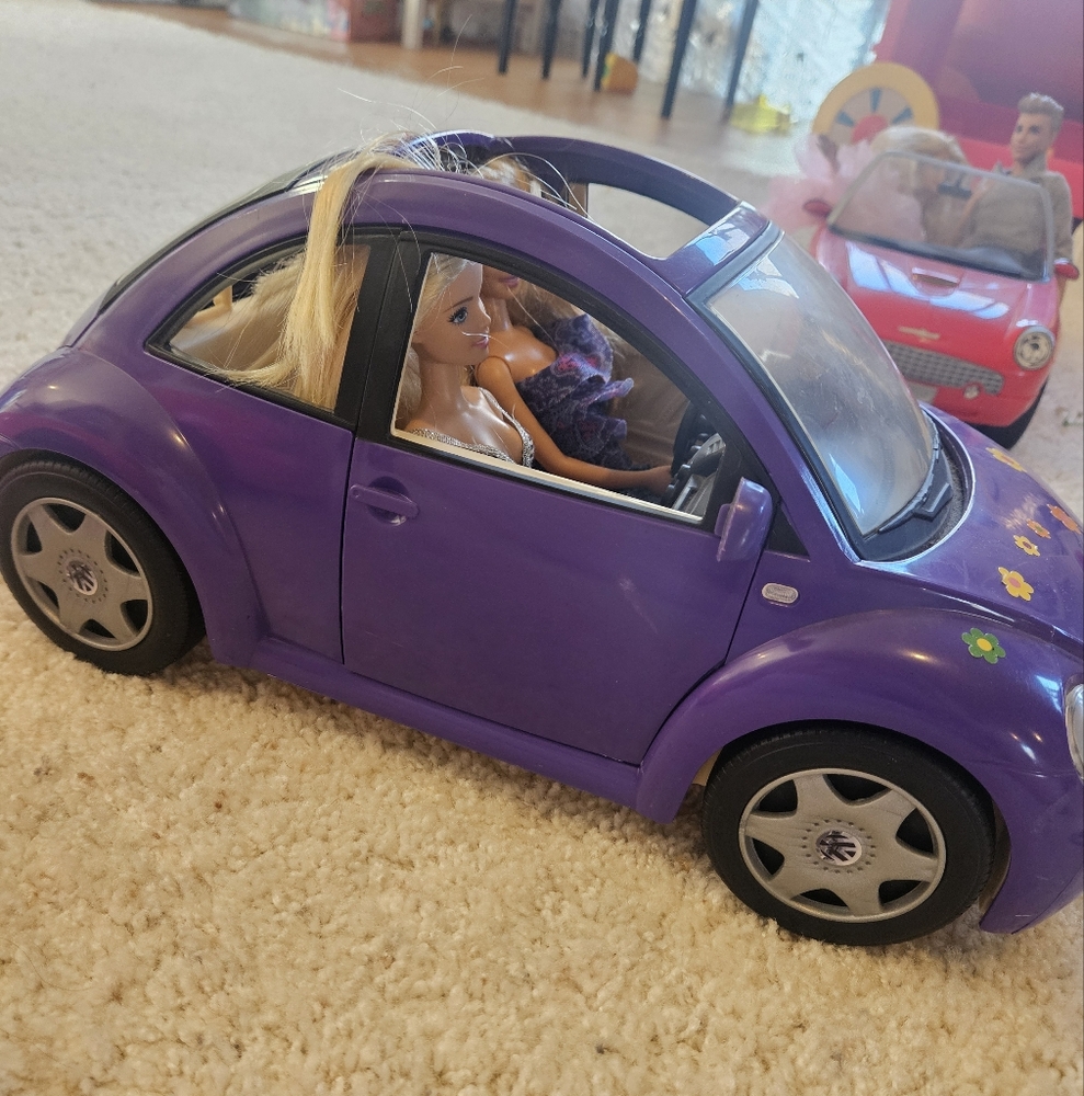 Mattel Barbie Doll Volkswagon Beetle Purple Comes With Surprise